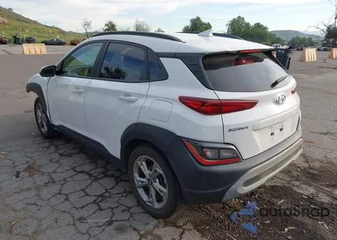 2022 Hyundai Kona Sel z USA, uszkodzony, nr VIN KM8K62AB5NU926411